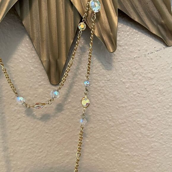 Kirks Folly Crystal Iridescent 36 inch Vintage Gold Tone Stunning Chain - Picture 4 of 16